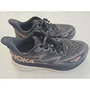 Hoka One One Clifton 9 Womens 7D Wide Gym Shoes Black Rose Gold Running Sneakers
